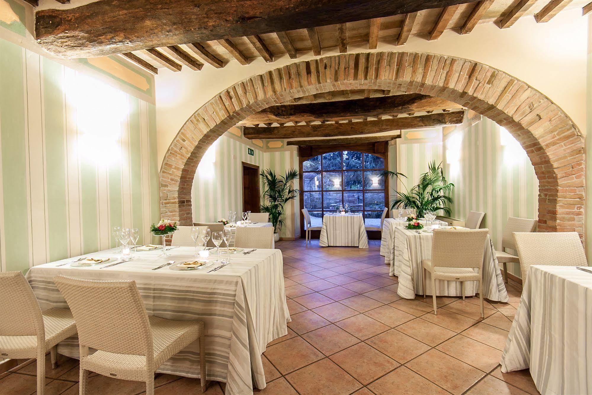 Relais Parco Dei Cavalieri Assisi 3*